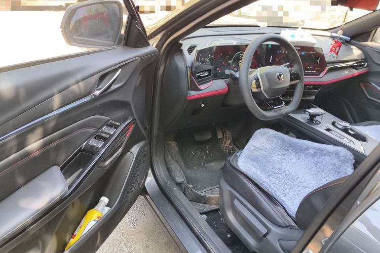 Used CHANGAN X5 PLUS 2024 1.5T DCT Pioneer Edition Driver Seat