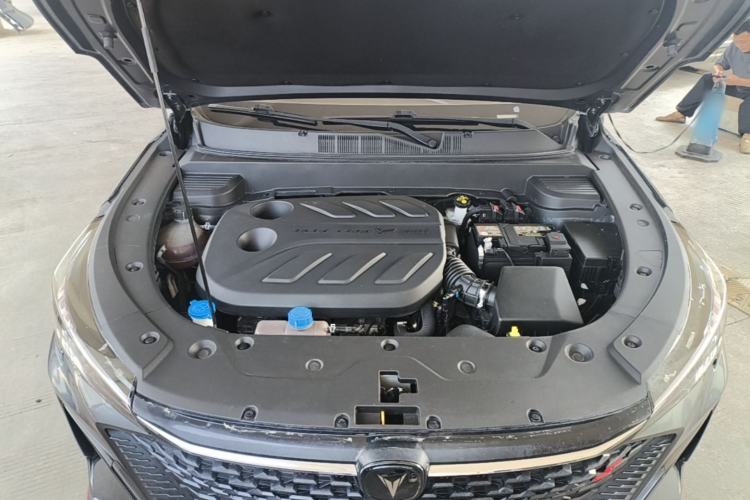 Used CHANGAN X5 PLUS 2024 1.5T DCT Excellence Edition Engine Bay