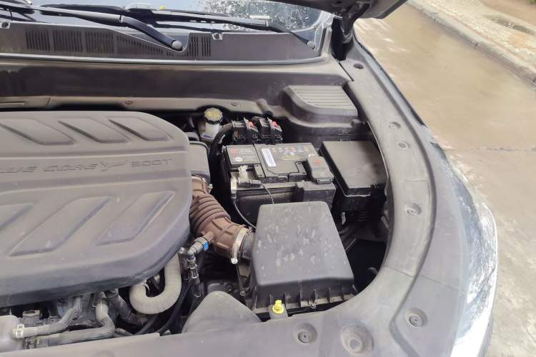Used CHANGAN X5 PLUS 2024 1.5T DCT Pioneer Edition Engine Bay Left