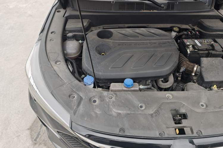 Used CHANGAN X5 PLUS 2024 1.5T DCT Enjoyment Version Engine Bay Right