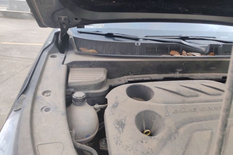 Used CHANGAN X5 PLUS 2024 1.5T DCT Excellence Edition Engine Bay Right