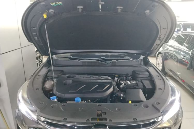 Used CHANGAN X5 PLUS 2024 1.5T DCT Excellence Edition Engine Bay