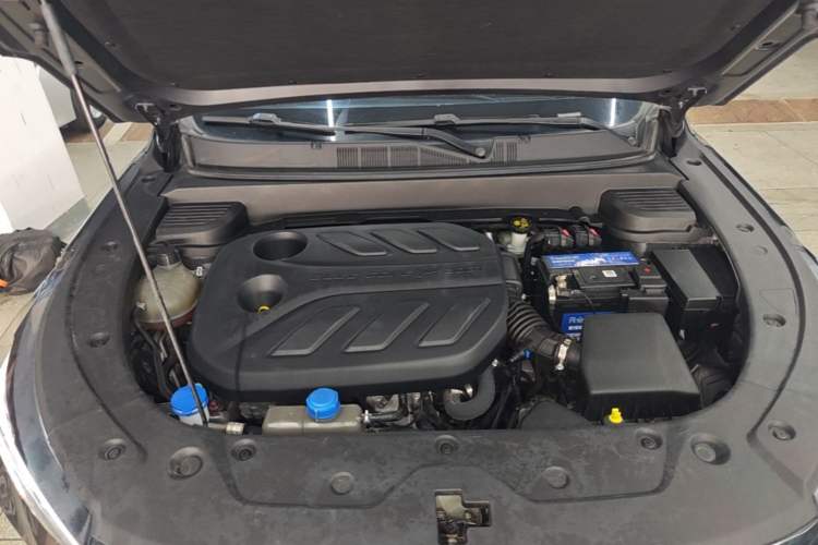 Used CHANGAN X5 PLUS 2024 1.5T DCT Excellence Edition Engine Bay