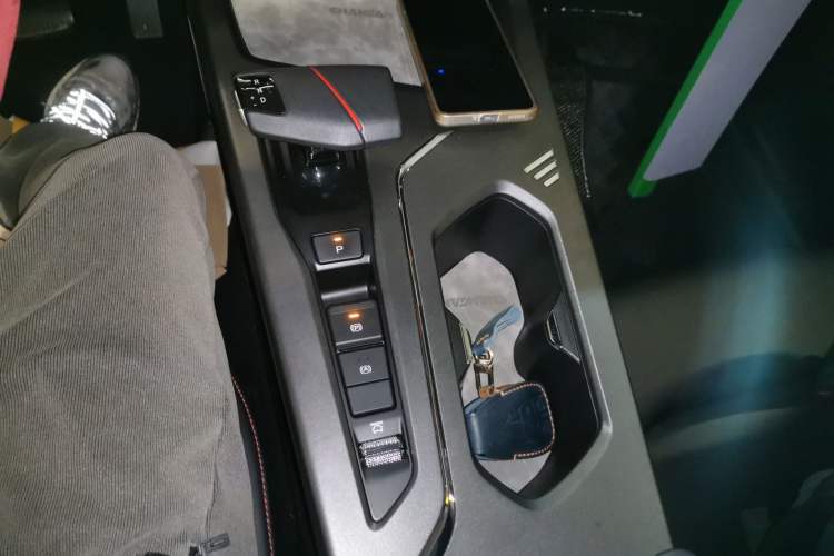 Used CHANGAN X5 PLUS 2024 1.5T DCT Excellence Edition Gear Lever