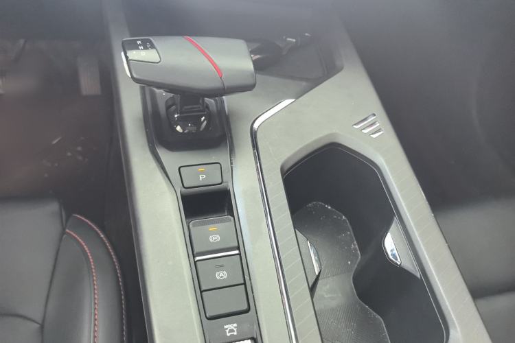 Used CHANGAN X5 PLUS 2024 1.5T DCT Pioneer Edition Gear Lever
