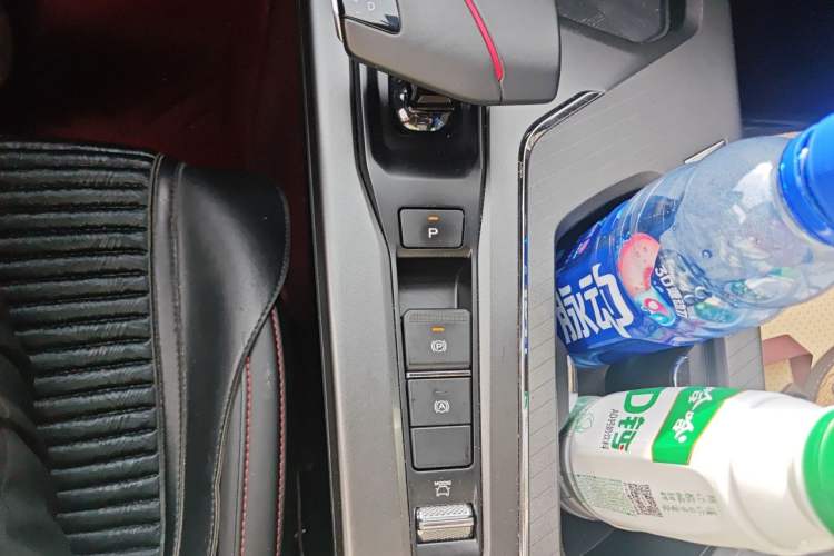 Used CHANGAN X5 PLUS 2024 1.5T DCT Pioneer Edition Gear Lever
