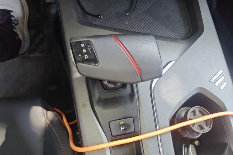 Used CHANGAN X5 PLUS 2024 1.5T DCT Pioneer Edition Gear Lever