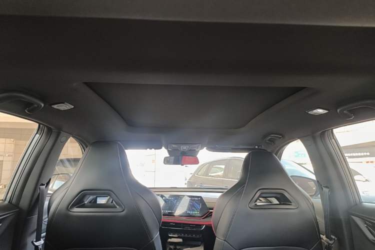 Used CHANGAN X5 PLUS 2024 1.5T DCT Excellence Edition Headliner