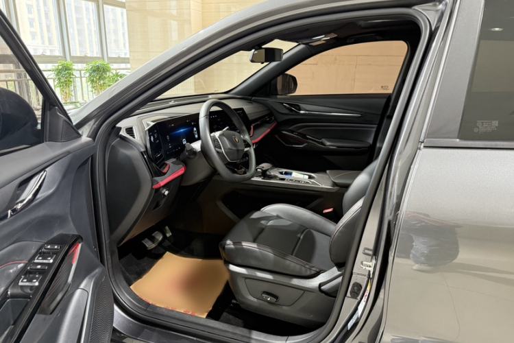 Used CHANGAN X5 PLUS 2024 1.5T DCT Excellence Edition Interior 4
