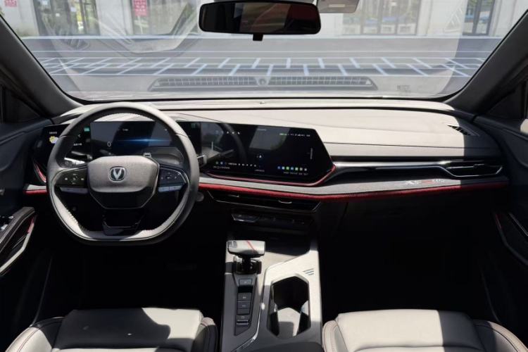 Used CHANGAN X5 PLUS 2024 1.5T DCT Excellence Edition Interior 5