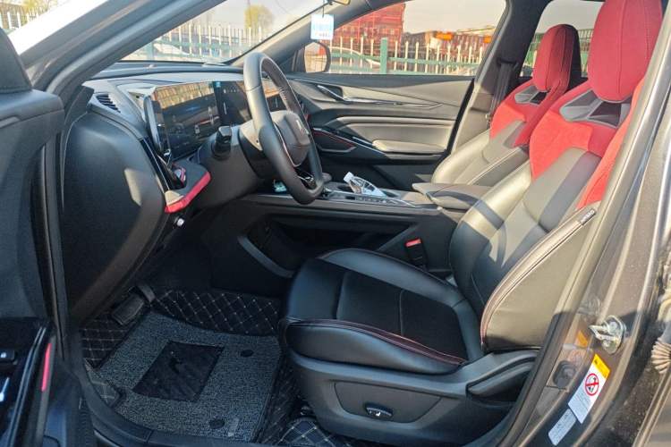 Used CHANGAN X5 PLUS 2024 1.5T DCT ZhiZun Version Left Front Seat