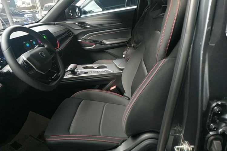 Used CHANGAN X5 PLUS 2024 1.5T DCT Enjoyment Version Left Front Seat