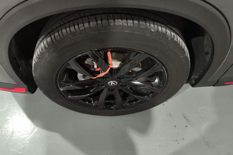 Used CHANGAN X5 PLUS 2024 1.5T DCT Excellence Edition Left Front Wheel Hub