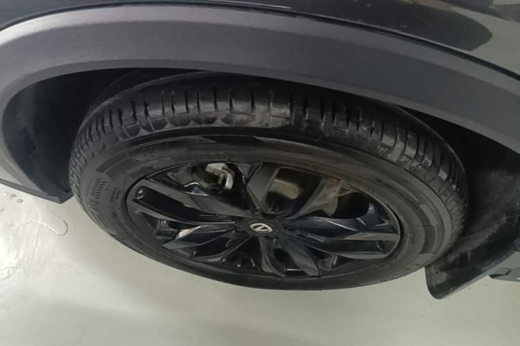 Used CHANGAN X5 PLUS 2024 1.5T DCT Enjoyment Version Left Front Wheel Hub