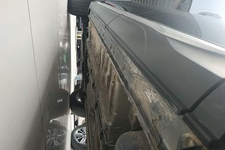 Used CHANGAN X5 PLUS 2024 1.5T DCT Enjoyment Version Left Side Sill