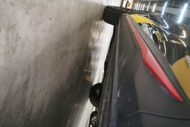 Used CHANGAN X5 PLUS 2024 1.5T DCT Excellence Edition Left Side Sill