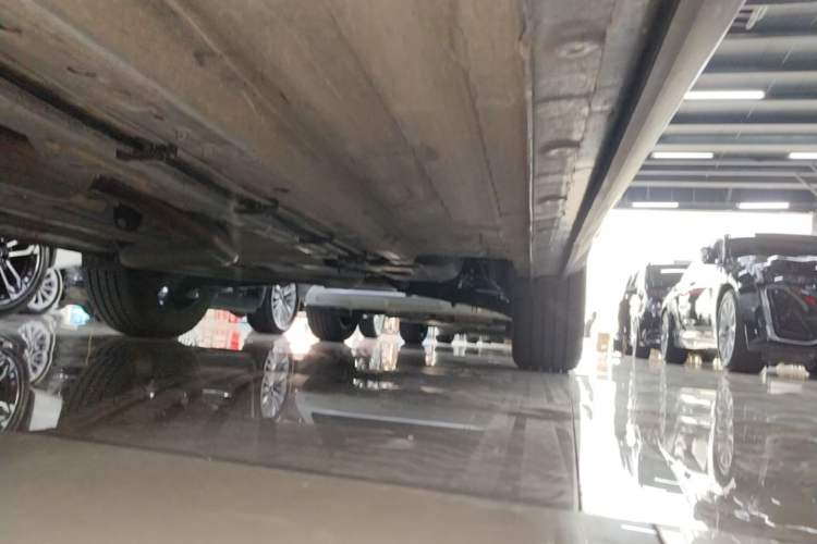 Used CHANGAN X5 PLUS 2024 1.5T DCT Excellence Edition Left Side Sill
