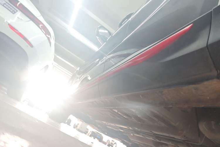 Used CHANGAN X5 PLUS 2024 1.5T DCT Excellence Edition Left Side Sill