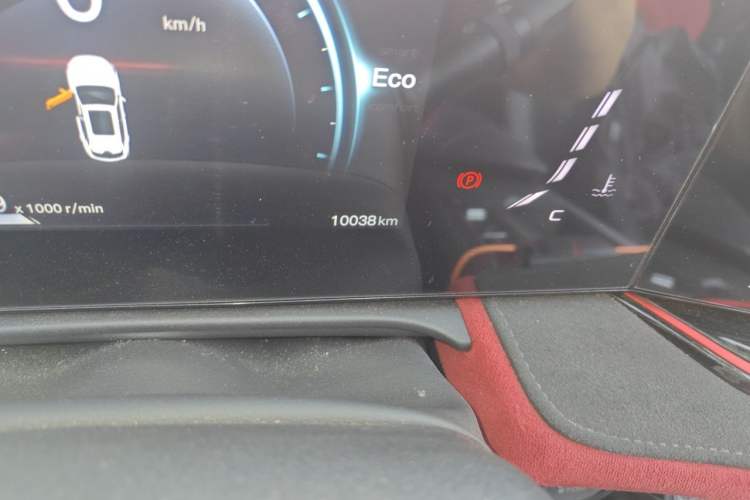 Used CHANGAN X5 PLUS 2024 1.5T DCT Pioneer Edition Odometer Close Up