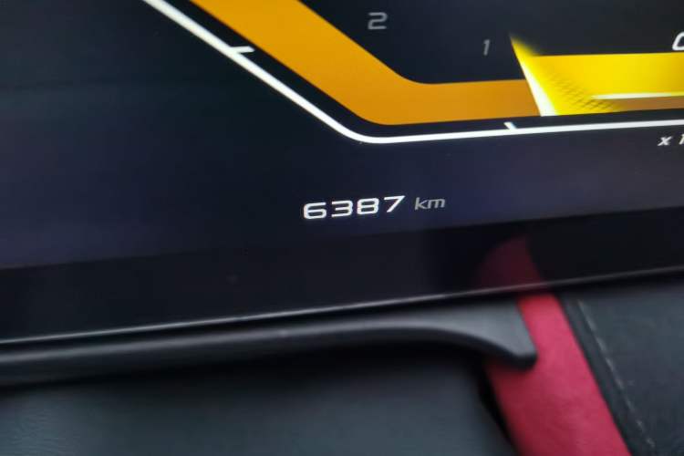 Used CHANGAN X5 PLUS 2024 1.5T DCT Excellence Edition Odometer Close Up