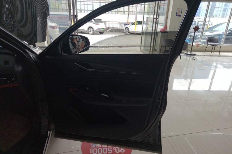 Used CHANGAN X5 PLUS 2024 1.5T DCT Excellence Edition Right Front Door Interior