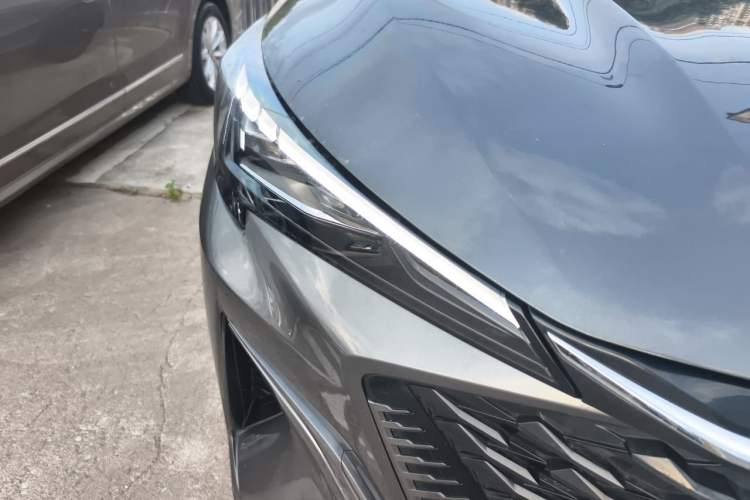 Used CHANGAN X5 PLUS 2024 1.5T DCT Enjoyment Version Right Front Headlight