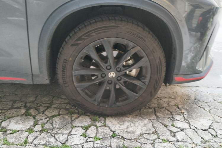 Used CHANGAN X5 PLUS 2024 1.5T DCT Pioneer Edition Right Front Wheel Hub