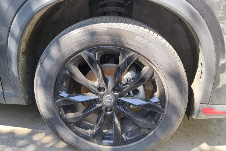 Used CHANGAN X5 PLUS 2024 1.5T DCT Pioneer Edition Right Front Wheel Hub
