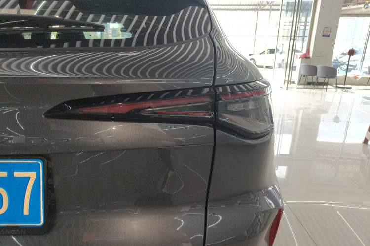 Used CHANGAN X5 PLUS 2024 1.5T DCT Excellence Edition Right Rear Taillight