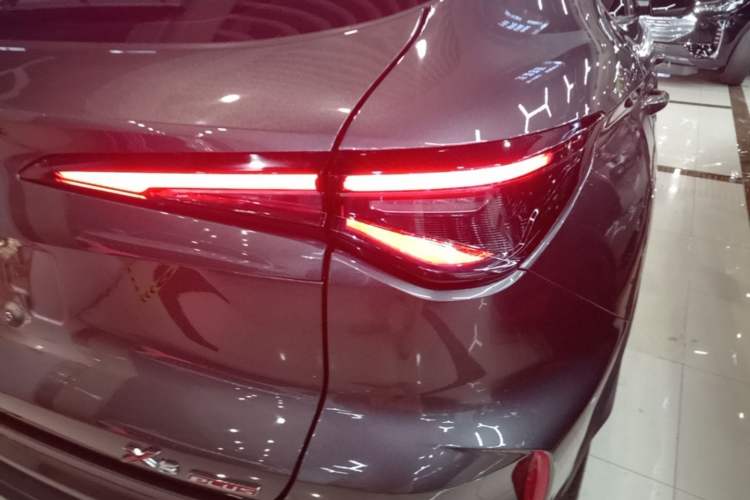Used CHANGAN X5 PLUS 2024 1.5T DCT Excellence Edition Right Rear Taillight