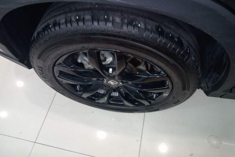 Used CHANGAN X5 PLUS 2024 1.5T DCT Excellence Edition Right Rear Wheel Hub