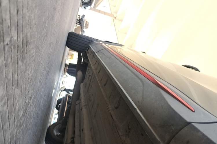 Used CHANGAN X5 PLUS 2024 1.5T DCT Excellence Edition Right Side Sill