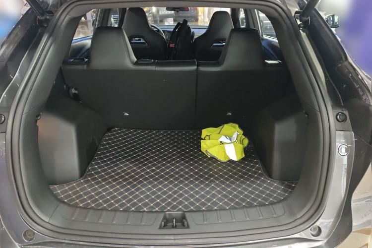 Used CHANGAN X5 PLUS 2024 1.5T DCT ZhiZun Version Trunk