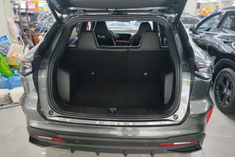Used CHANGAN X5 PLUS 2024 1.5T DCT ZhiZun Version Trunk