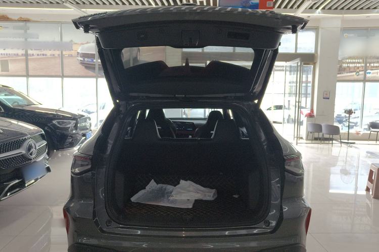 Used CHANGAN X5 PLUS 2024 1.5T DCT Excellence Edition Trunk