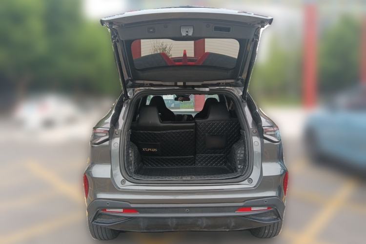 Used CHANGAN X5 PLUS 2024 1.5T DCT Excellence Edition Trunk
