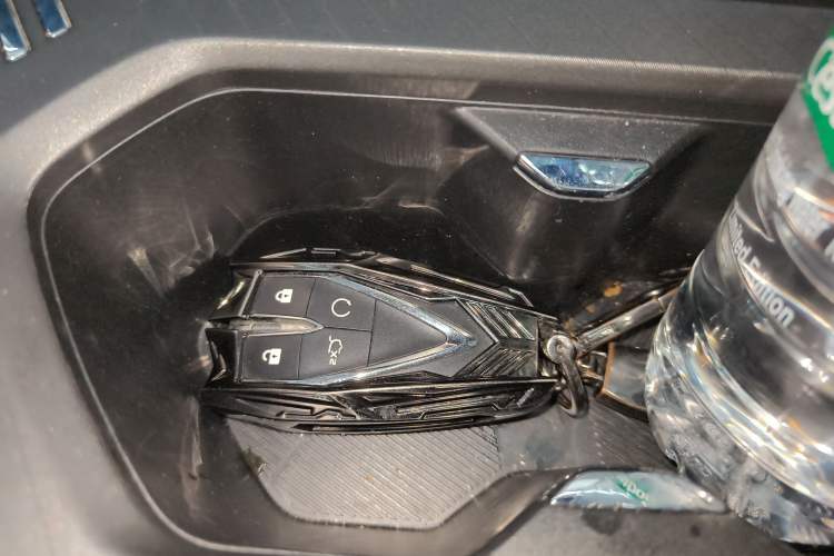 Used CHANGAN X5 PLUS 2024 1.5T DCT Excellence Edition Vehicle Key