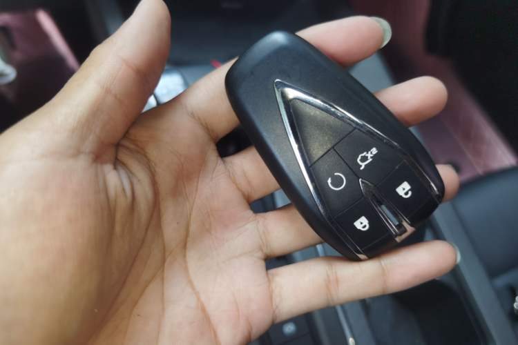 Used CHANGAN X5 PLUS 2024 1.5T DCT Excellence Edition Vehicle Key