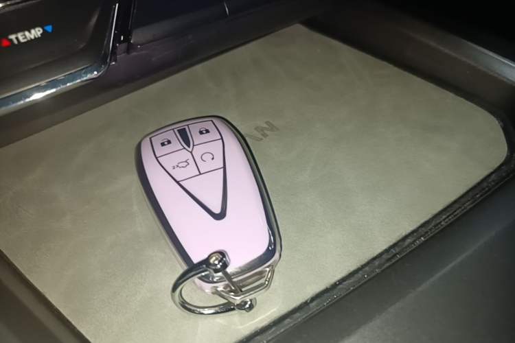 Used CHANGAN X5 PLUS 2024 1.5T DCT Enjoyment Version Vehicle Key