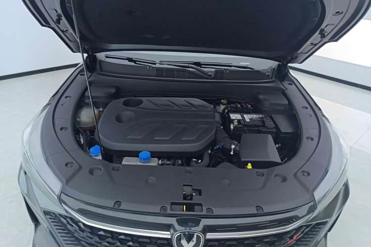Used CHANGAN X5 PLUS 2024 1.5T DCT Pioneer Edition Engine Bay