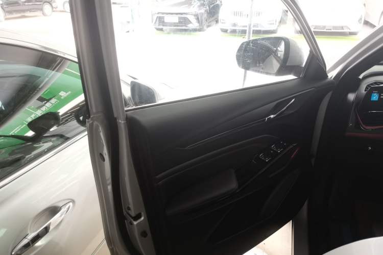 Used CHANGAN X5 PLUS 2024 1.5T DCT ZhiZun Version Left Front Door Interior
