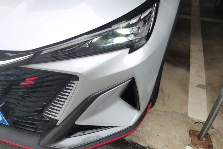 Used CHANGAN X5 PLUS 2024 1.5T DCT ZhiZun Version Left Front Headlight