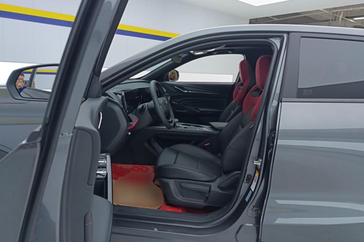 Used CHANGAN X5 PLUS 2024 1.5T DCT Pioneer Edition Left Front Seat