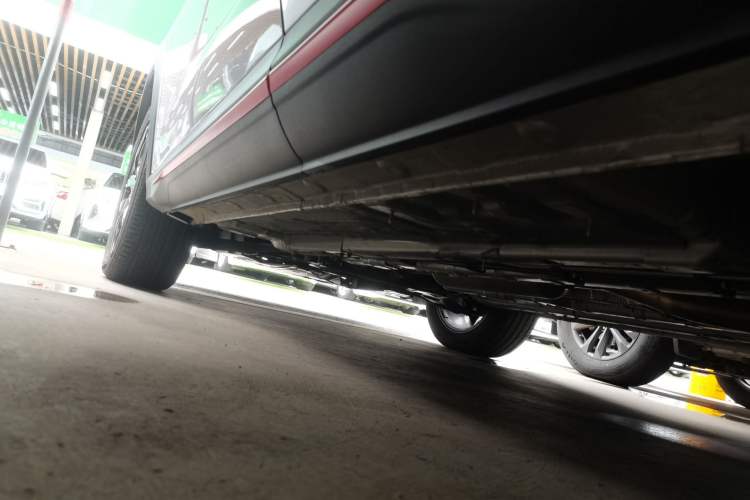 Used CHANGAN X5 PLUS 2024 1.5T DCT ZhiZun Version Left Side Sill