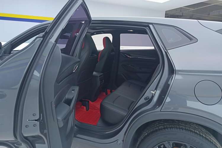 Used CHANGAN X5 PLUS 2024 1.5T DCT Pioneer Edition Right Rear Seat