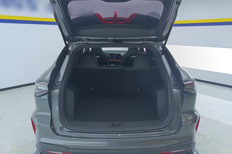 Used CHANGAN X5 PLUS 2024 1.5T DCT Pioneer Edition Trunk