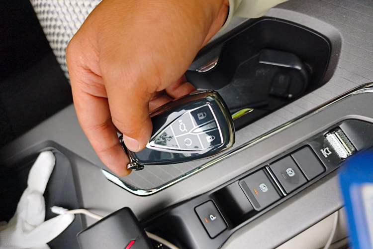 Used CHANGAN X5 PLUS 2024 1.5T DCT Pioneer Edition Vehicle Key