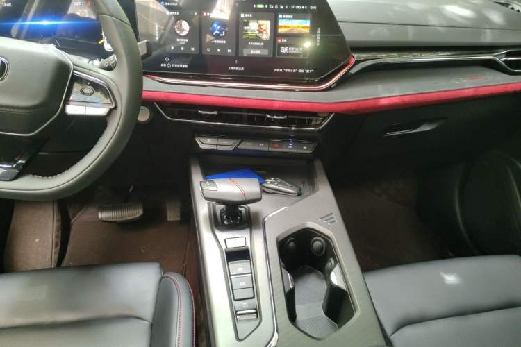 Used CHANGAN X5 PLUS 2024 1.5T DCT Excellence Edition Audio And AC Panel