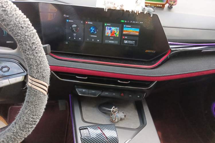 Used CHANGAN X5 PLUS 2024 1.5T DCT Pioneer Edition Audio And AC Panel