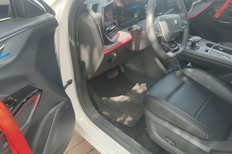 Used CHANGAN X5 PLUS 2024 1.5T DCT Excellence Edition Driver Seat